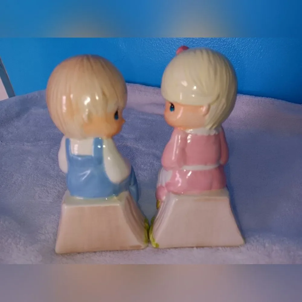 Precious Moments Salt & Pepper Set